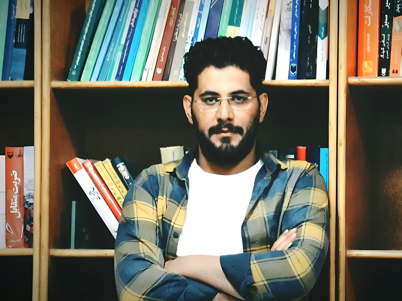 محفل شعر «یاد» در کرمانشاه جایی برای پرواز واژه‌ها و پیوند اندیشه‌ها