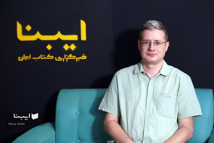 آثار تألیفی و ترجمه هیچ‌گاه رقیب یکدیگر نبوده‌اند