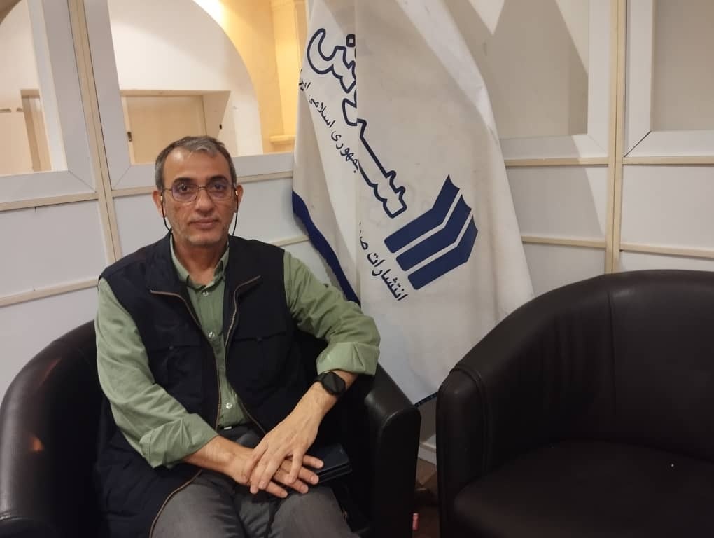 امسال در زمینه طراحی جلد کتاب‌های شکسپیر،  رویکرد خلاقانه‌ای داشتیم