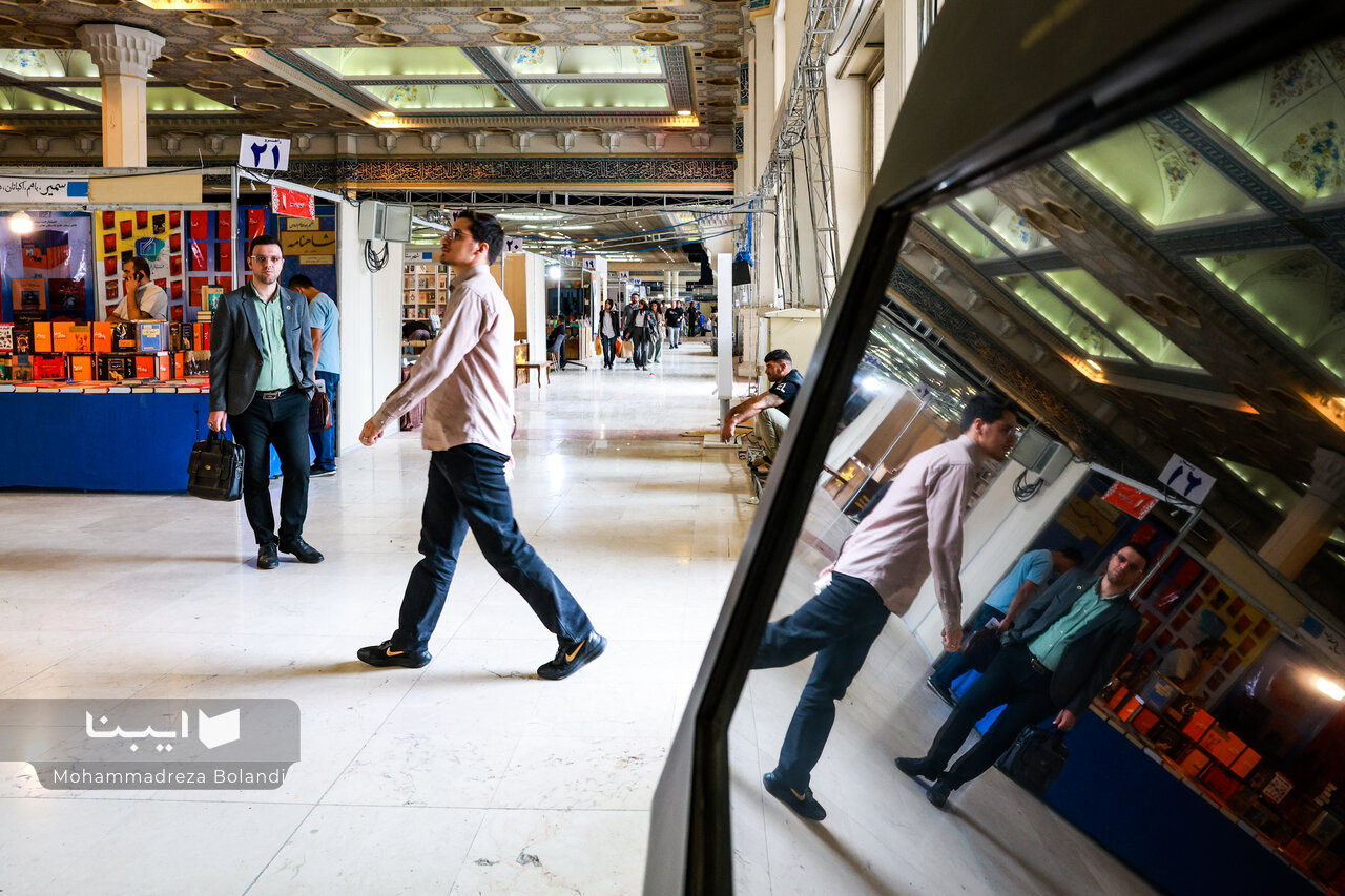 تجربه‌های خانوادگی در دل مصلی؛ از لبخند تا تورق