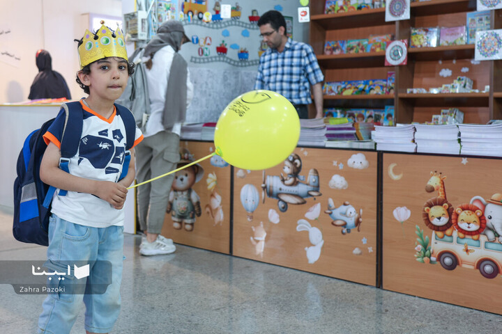 ساعات اولیه ششمین روز نمایشگاه کتاب تهران