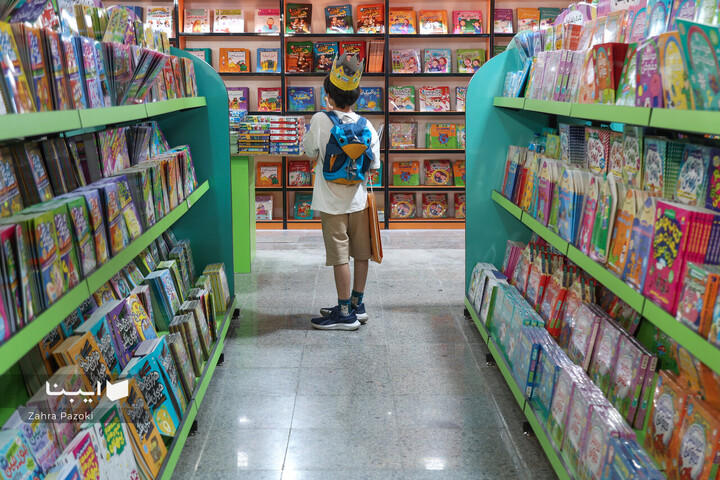 ساعات اولیه ششمین روز نمایشگاه کتاب تهران