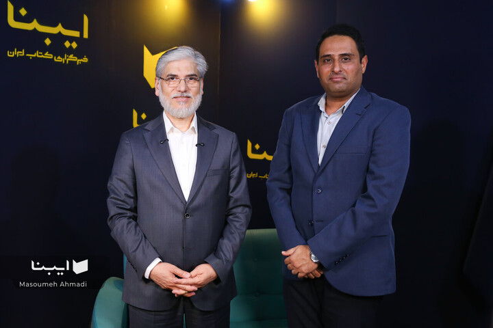 بازدید حسین سیمایی صراف وزیر علوم تحقیقات و فناوری از خبرگزاری کتاب