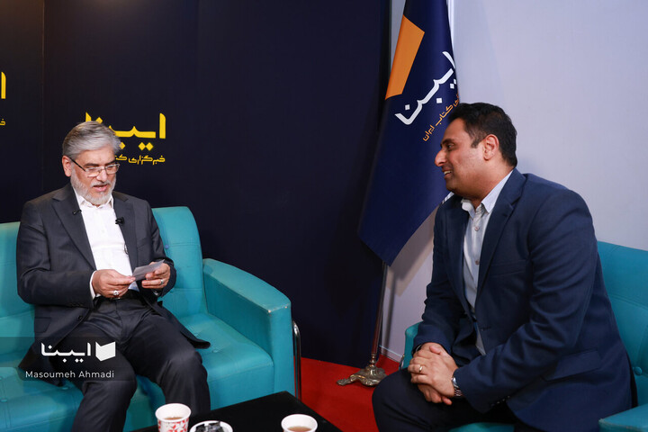 بازدید حسین سیمایی صراف وزیر علوم تحقیقات و فناوری از خبرگزاری کتاب