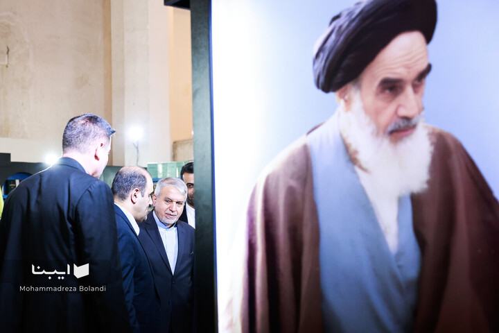 صالحی امیری در نمایشگاه کتاب