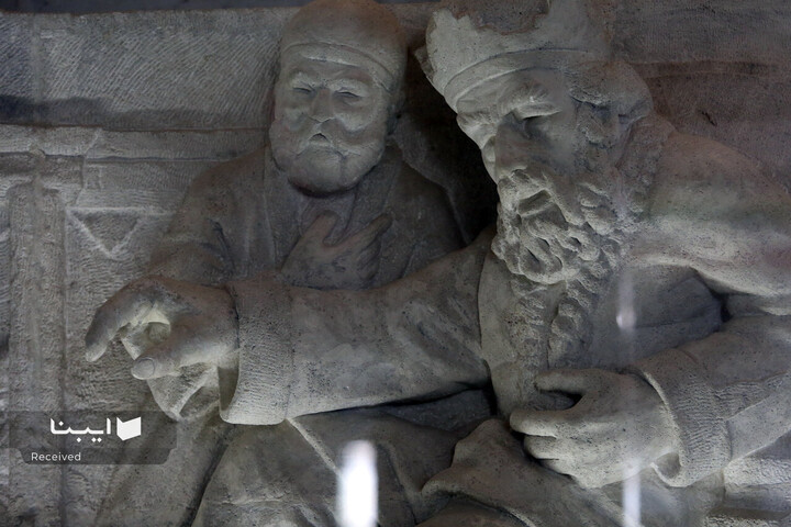 گشت‌وگذاری در آرامگاه فردوسی