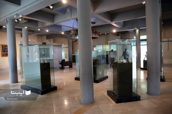 گشت‌وگذاری در آرامگاه فردوسی