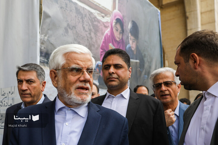 بازدید معاون اول رئیس جمهور از نمایشگاه کتاب