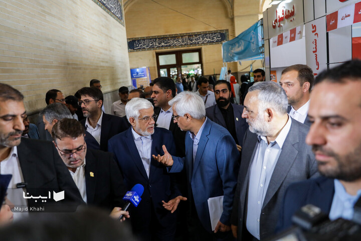 بازدید معاون اول رئیس جمهور از نمایشگاه کتاب