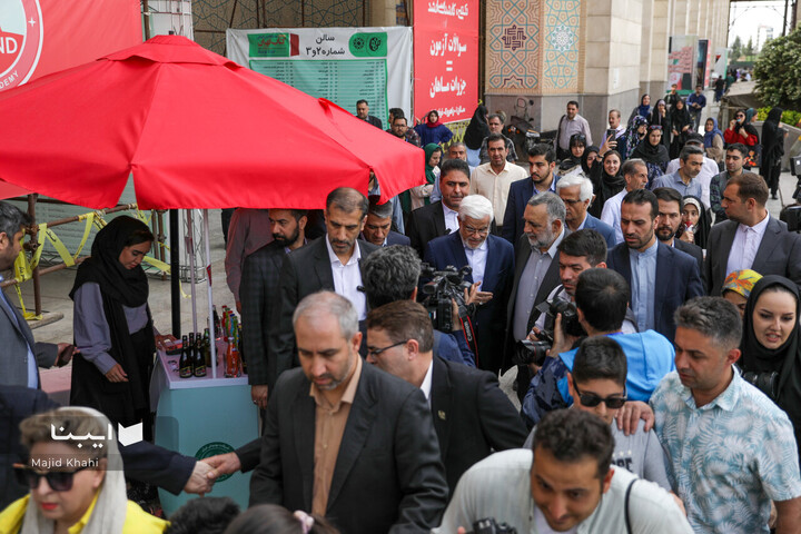 بازدید معاون اول رئیس جمهور از نمایشگاه کتاب