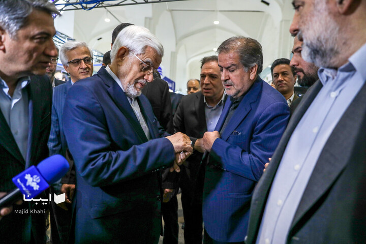 بازدید معاون اول رئیس جمهور از نمایشگاه کتاب