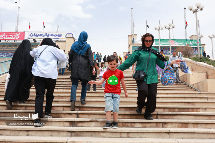 حضور مردم در نهمین روز نمایشگاه کتاب