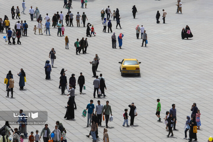 حضور مردم در نهمین روز نمایشگاه کتاب