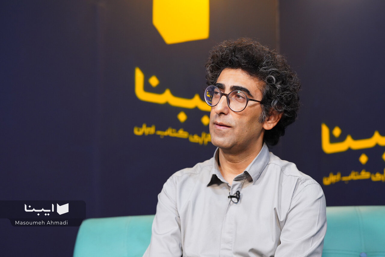 جای خالی پژوهش هنر سیاسی