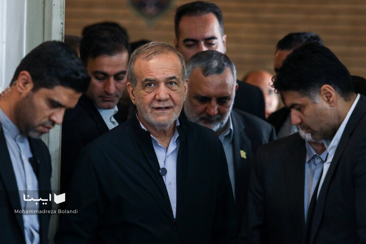 بازدید رئیس جمهور از نمایشگاه کتاب تهران