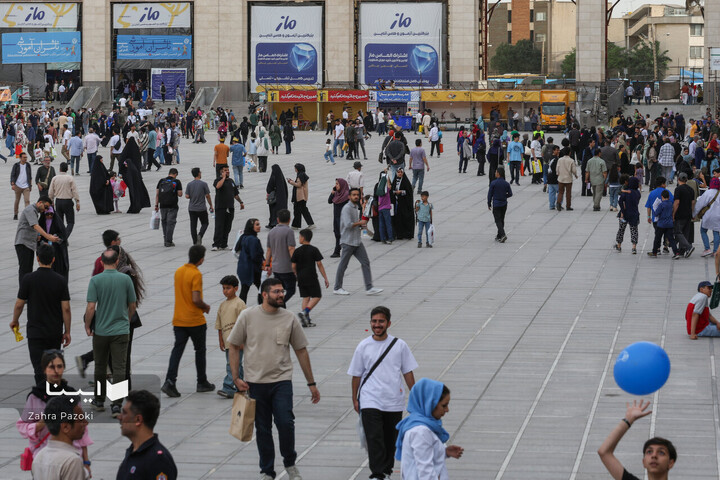 حضور مردم در نهمین روز نمایشگاه کتاب