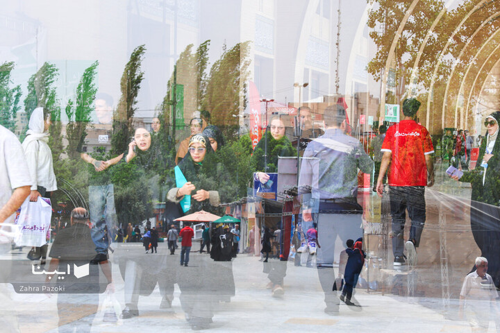 حضور مردم در دهمین روز نمایشگاه کتاب