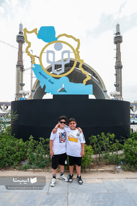 عکس یادگاری با ایران