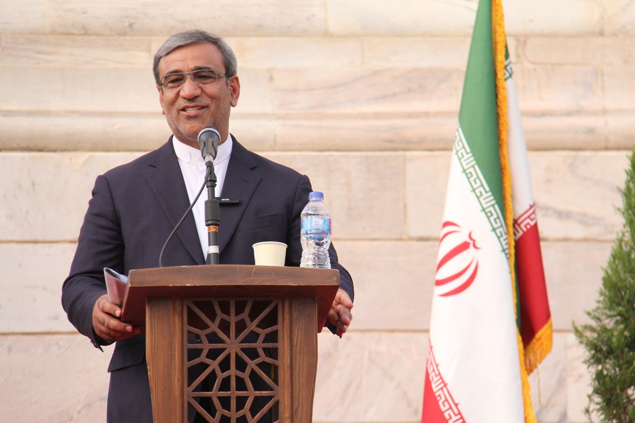 آبین پاسداشت مقام فردوسی در شهر توس برگزار شد