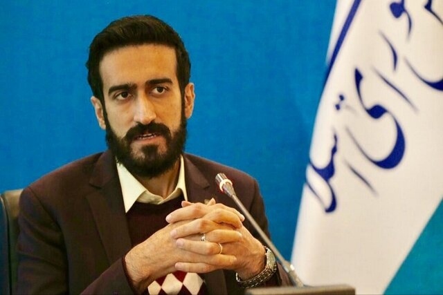 مناطق آزاد ما هنوز از تهران فرمان می‌گیرند