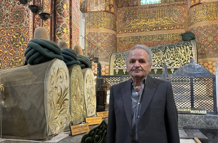 ادبیات عرفانی، بن‌مایه نویسندگان برای تالیفات جدید قرار گیرد