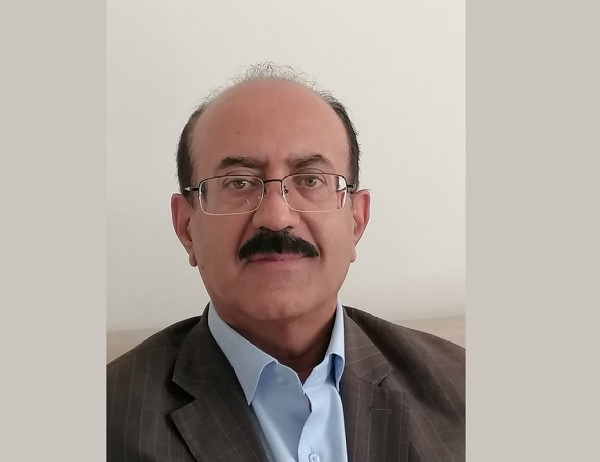 کنگره شعر کویر؛ صدای خلاقیت در پهنه‌ای وسیع/ باید طرحی نو درانداخت