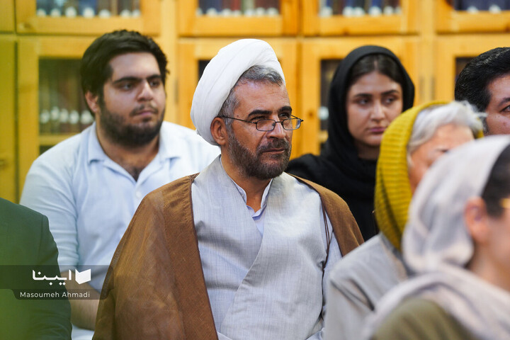 تقدیر از خاندان نظام مافی