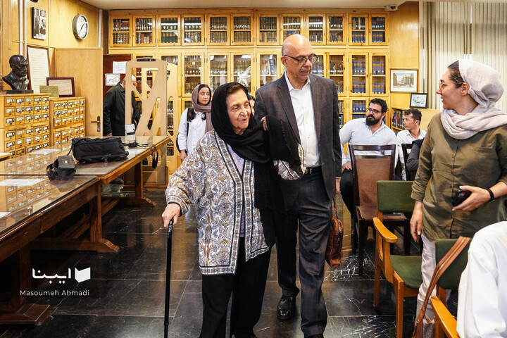 تقدیر از خاندان نظام مافی