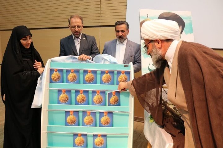کتاب «شائولین تا شام» در سمنان رونمایی شد