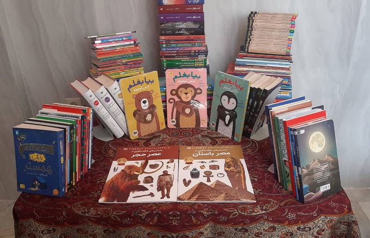 ۲۸۲ جلد کتاب برای کتابخانه عمومی شهباز خریداری شد