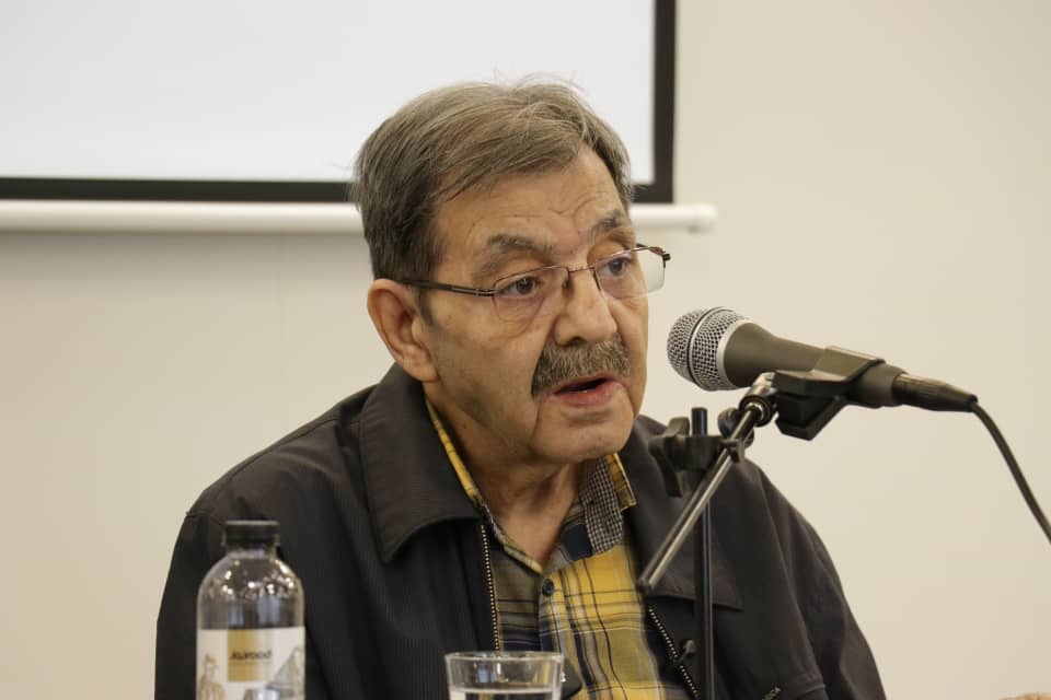 زندگی غلط را نمی‌توان درست زیست