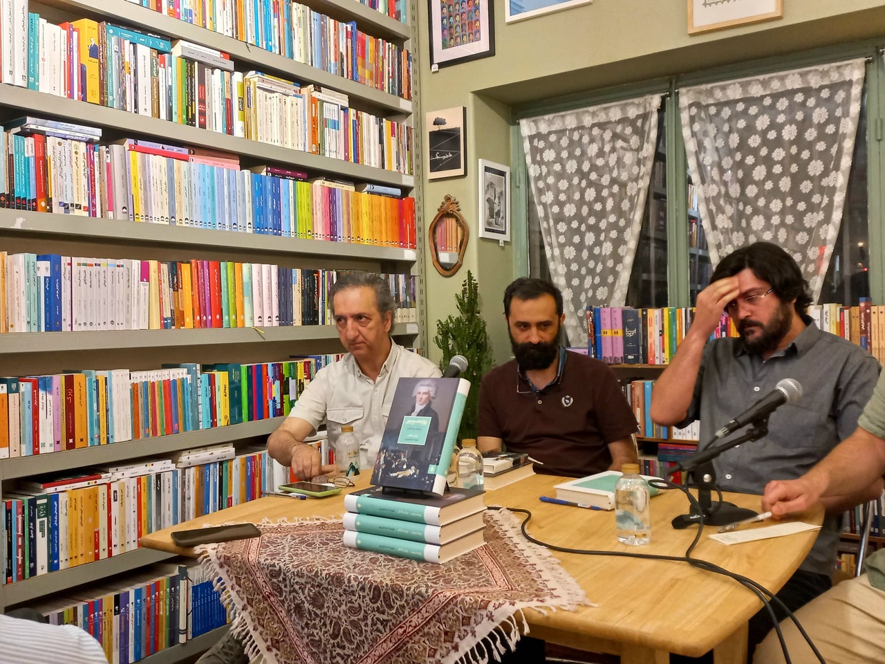 آرمانگرای شیدا