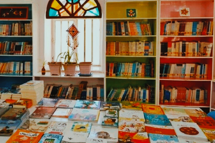 «سرزه پشت‌بند» کتاب‌خوان‌ترین روستای شمیل بندرعباس شد