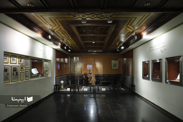 کتابخانه و موزه ملک