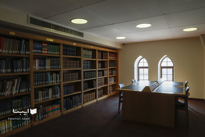 کتابخانه و موزه ملک