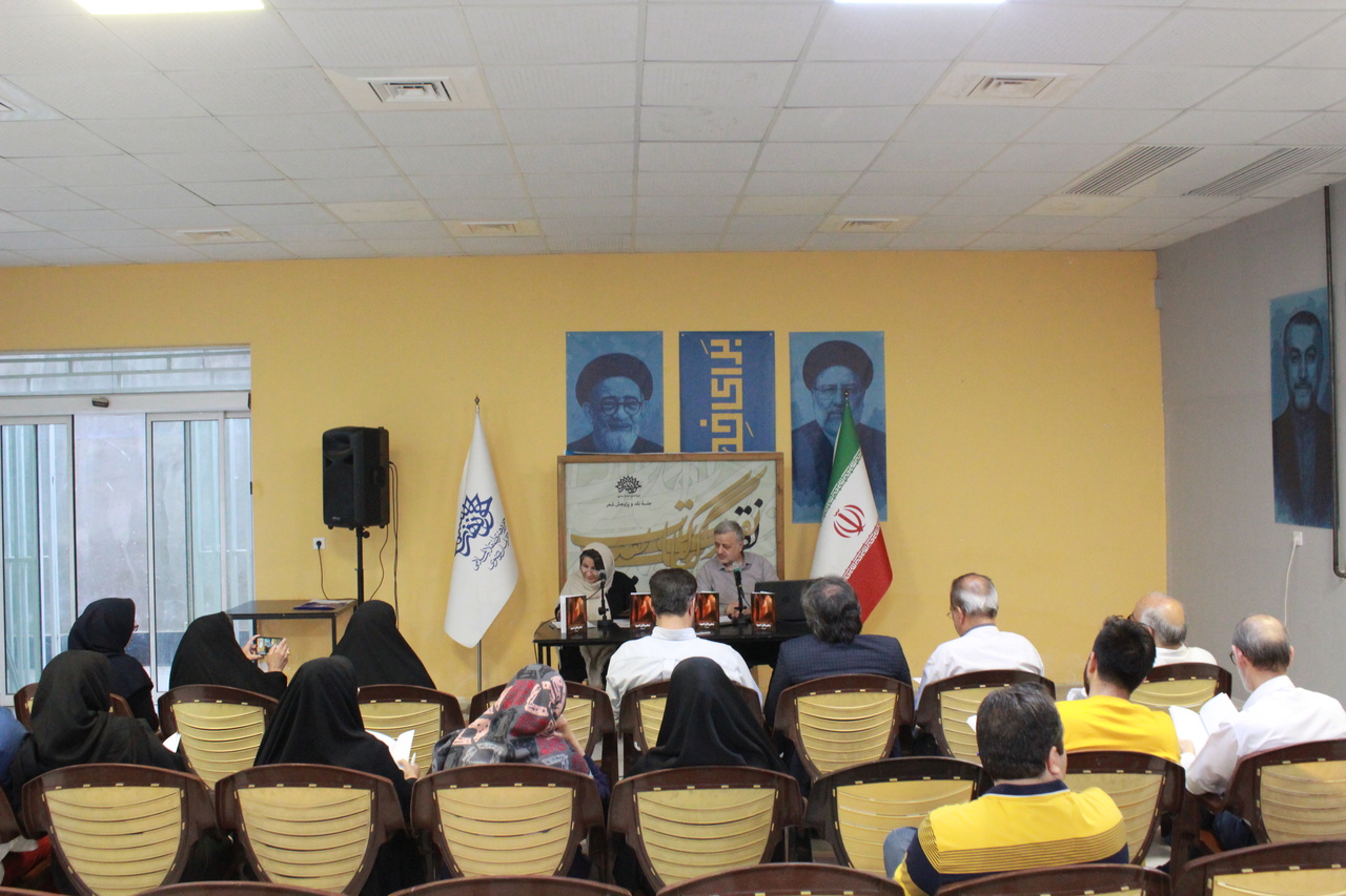 مجموعه شعر «دهلیزهای اندوه» با بسامد زیاد مفهوم اندوه مواجه است