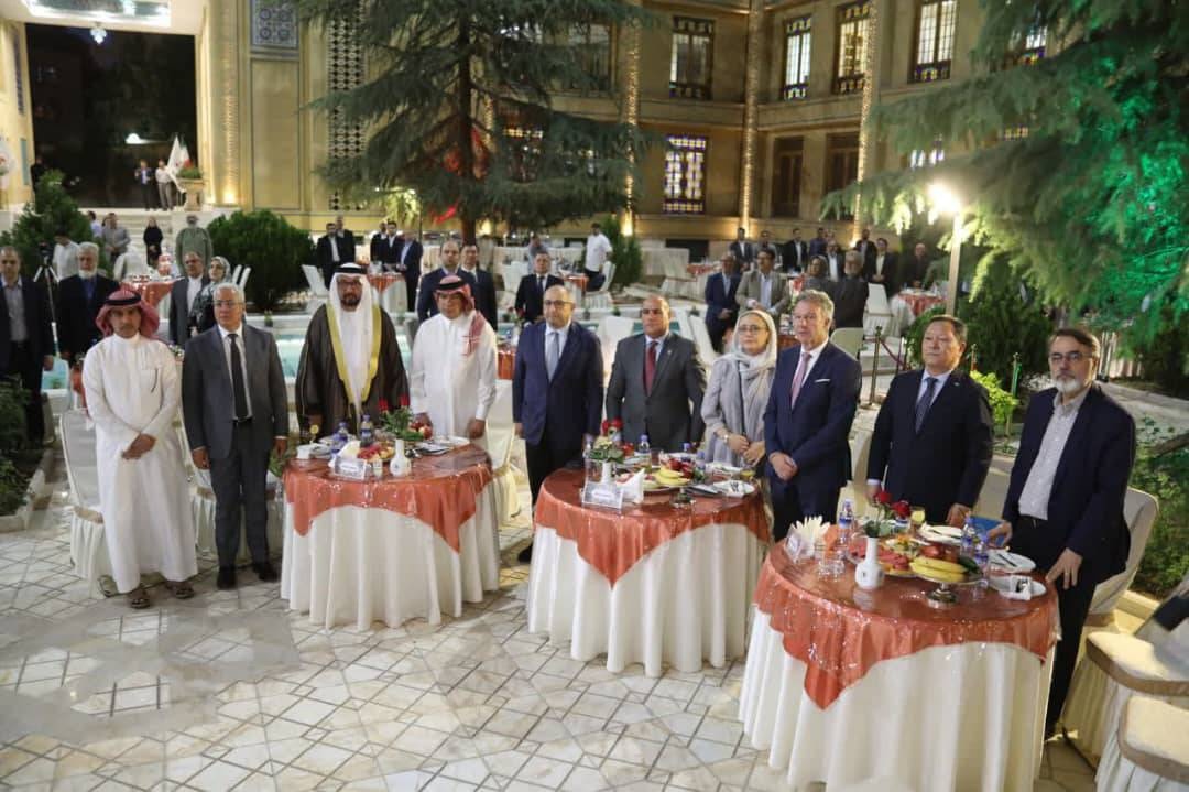 بازآفرینی فرهنگی به جای فرهنگ بازتابنگر