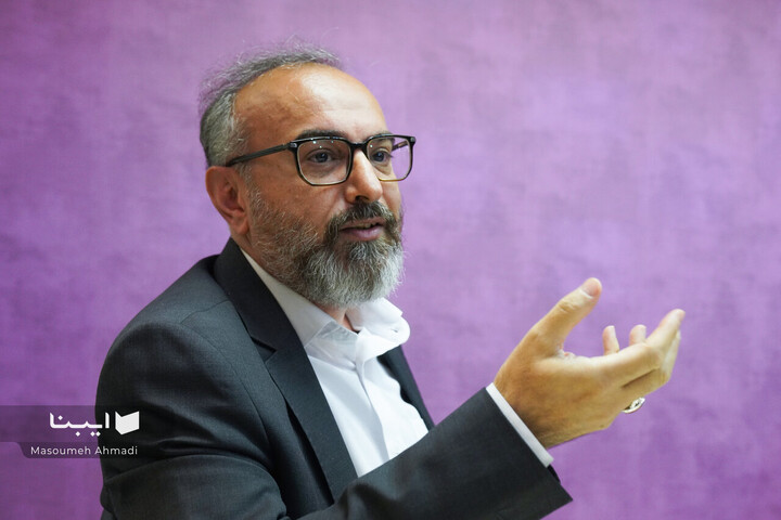 میزگرد بررسی رویکردهای جدید نمایشگاه کتاب تهران