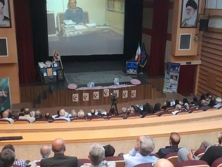 روح هنری مرحوم ذکاوتی در پژوهش‌های علمی او بروز داشت