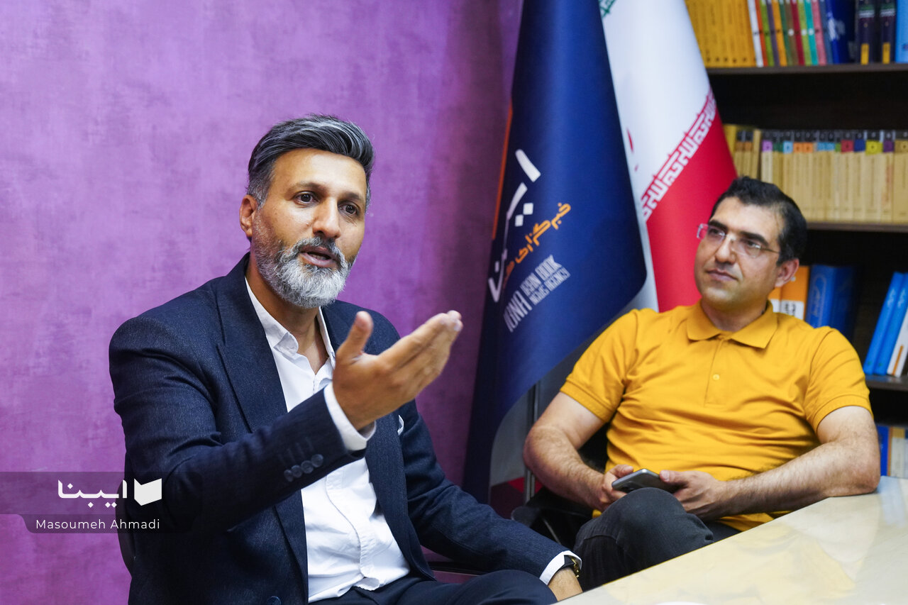 باید در نمایشگاه کتاب میدان بیشتری به نشر الکترونیکی داده شود