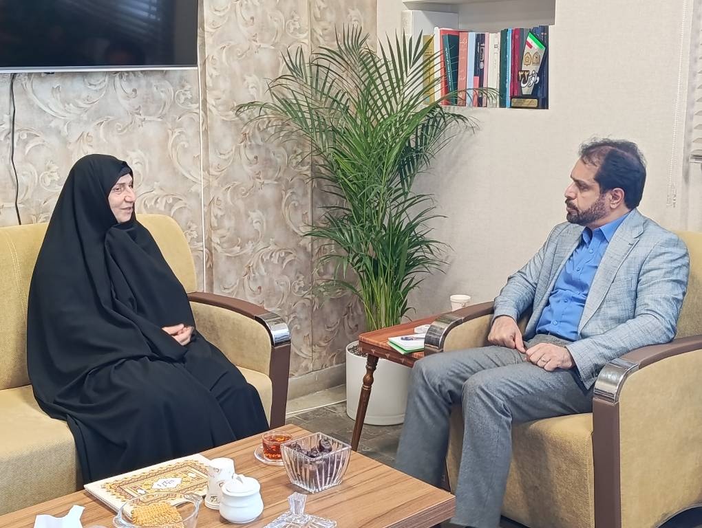 ضرورت توسعه عادلانه خدمات نوین کتابخوانی در مازندران/ گسترش کتابخانههای سیار و مرکزی