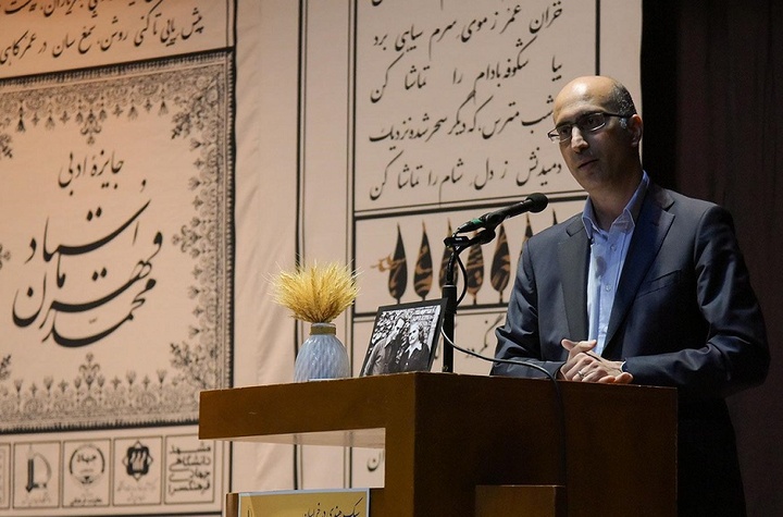 محمد قهرمان در سرودن شعر محلی کم‌نظیر بود/ ریشه ایرانی سبک هندی