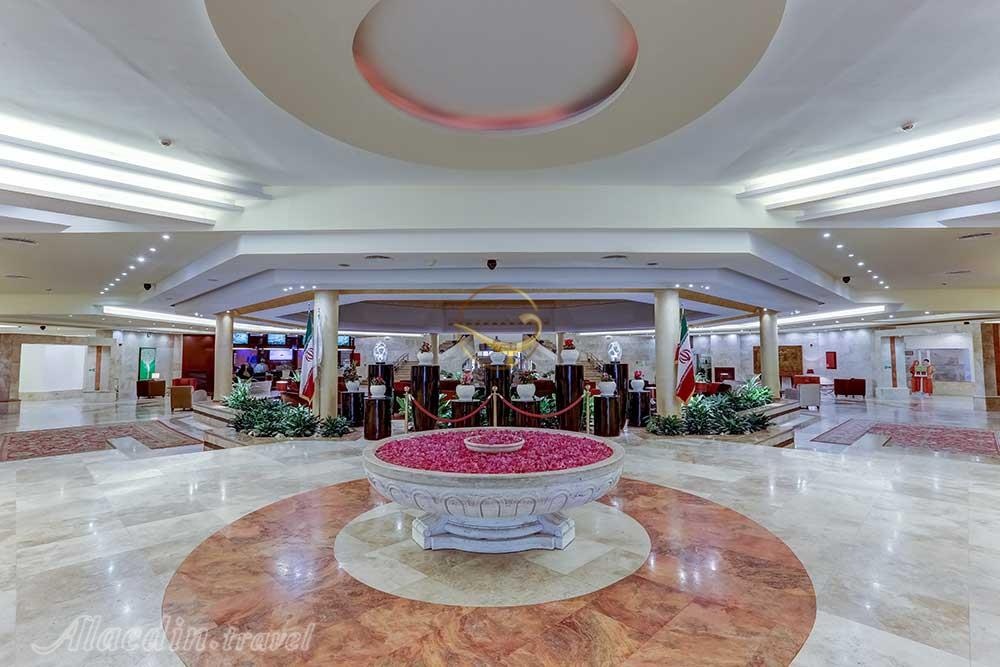 آشنایی با هتل مارینا کیش