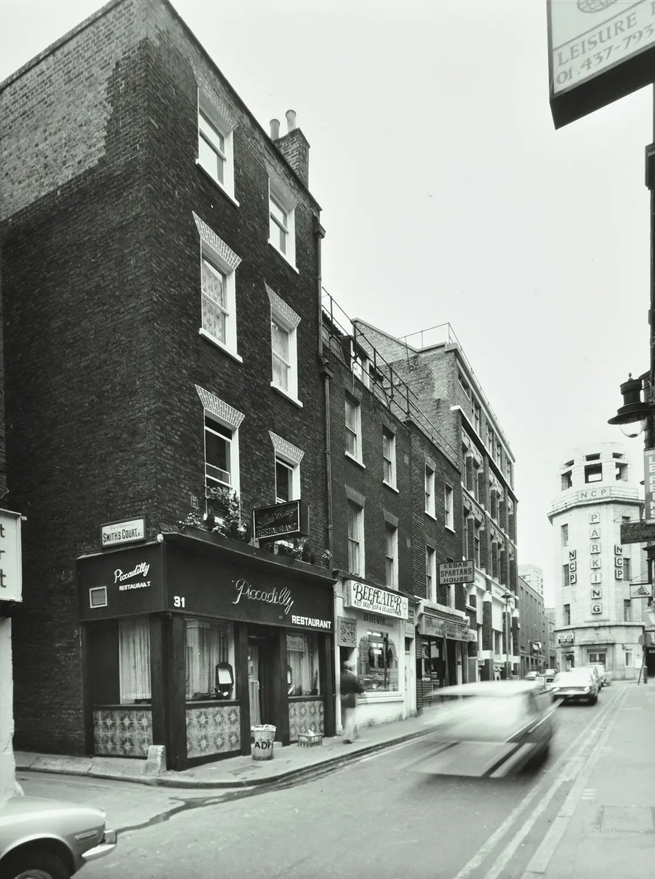 یک سال در پاریس