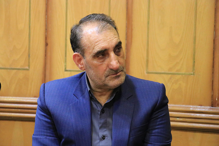 کتاب شعر «آشفته‌تر از باد» در کرمانشاه رونمایی می‌شود