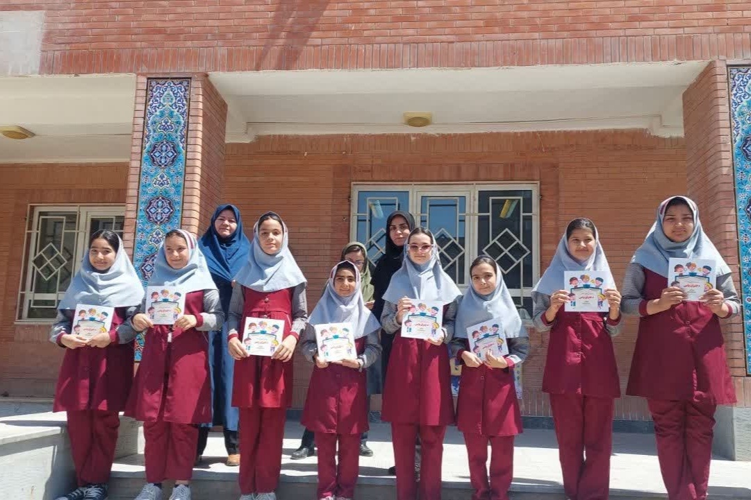 مجموعه داستانهای «دختران یاس» در بجنورد روانه بازار کتاب شد