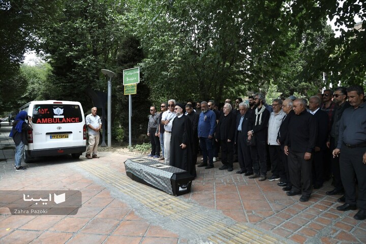 مراسم تشییع پیکر بیژن اشتری