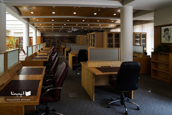 کتابخانه فرهنگستان زبان و ادب فارسی
