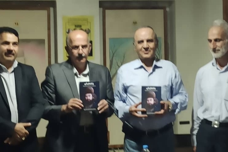 «چشمان آبی» رونمایی شد/ مرجعی برای شعرهای نهضت جنگل