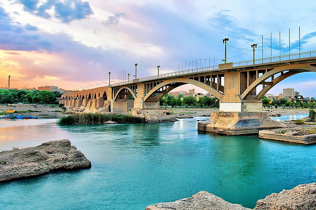 نویسندگان بزرگ خوزستان از زیست‌بوم جنوب سوژه‌های بدیع خلق می‌کردند